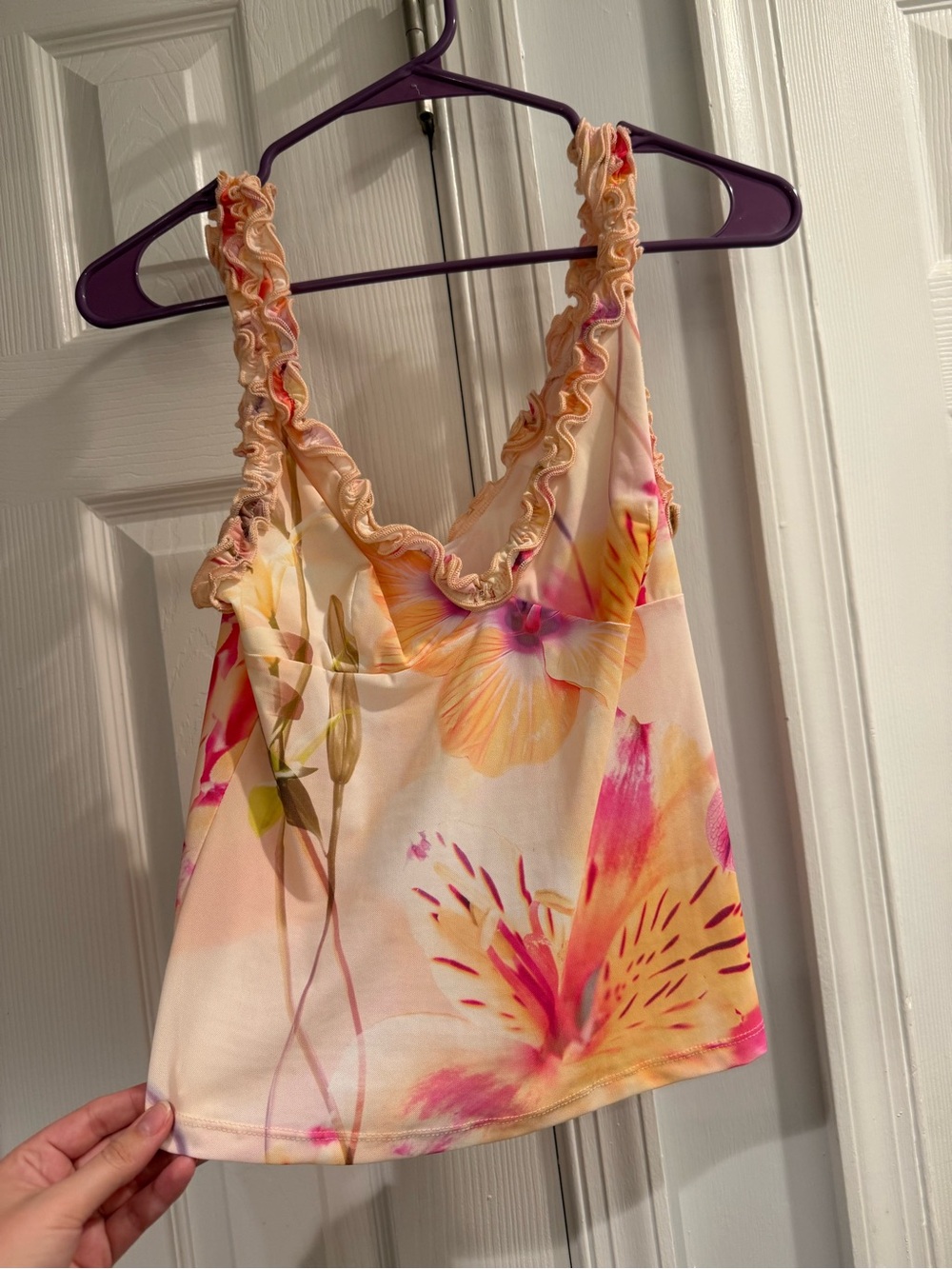 Urban Outfitters Women's Pink Floral Ruffle Tank Top